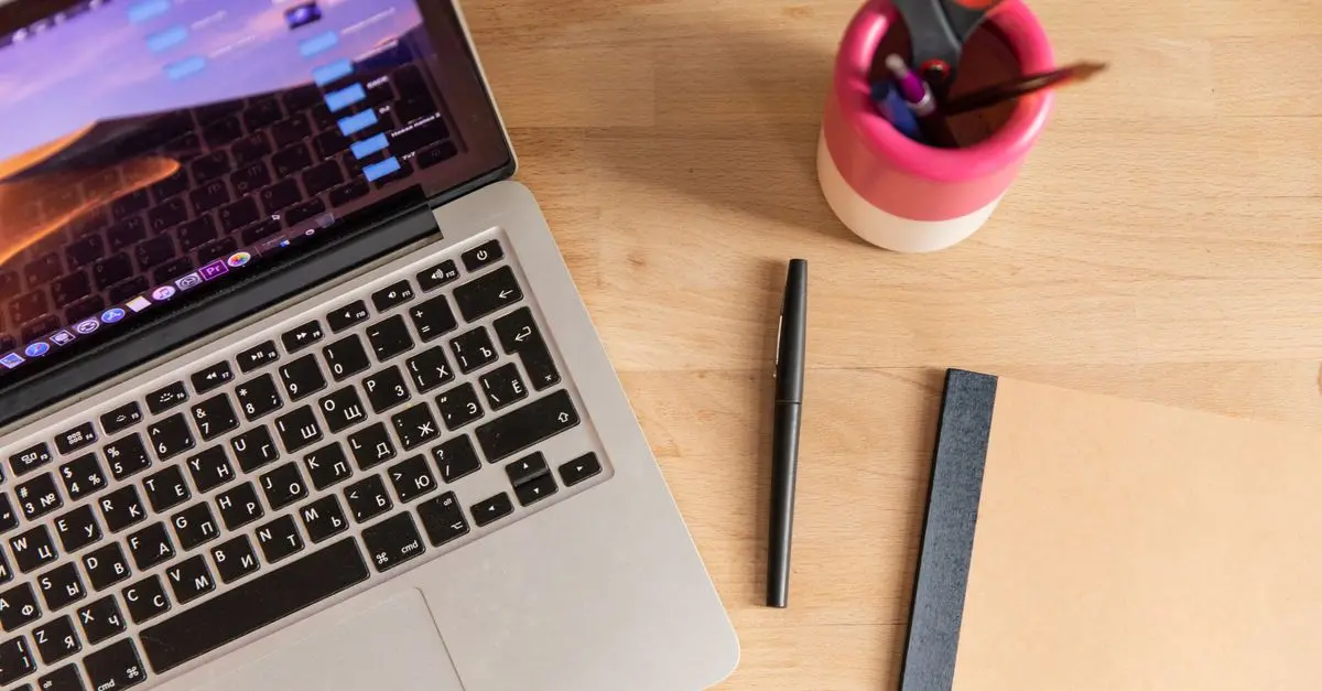 Mastering the Art of Writing Feedback: Tips for Improvement